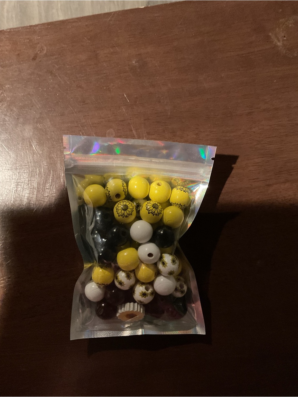 15mm Yellow, White & Black Flower Bead Mix - Bulk Pack